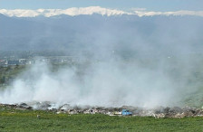 ФОТО: Со денови чади депонијата во Арачиново – жителите се жалат дека се гушат - Либертас