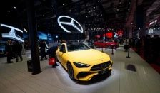 Мерцедес AMG CLE63 наскоро ќе пристигне со моќен V8 мотор - Либертас