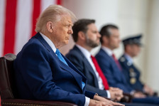 „Телеграф“: Администрацијата на Трамп и натаму без јасен план за Иран - Либертас