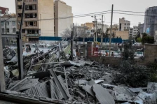 Иранската Црвена полумесечина со биланс за штетите од израелските напади: Погодени стотици болници и училишта - Либертас