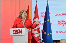 Петровска со порака за роденденот на СДСМ: Ако не се промениме, ќе исчезнеме и затоа час поскоро да започнеме со трансформација! - Либертас