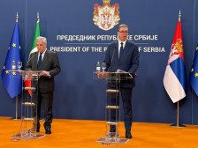 Одложена средбата меѓу Вучиќ и Тајани - Либертас