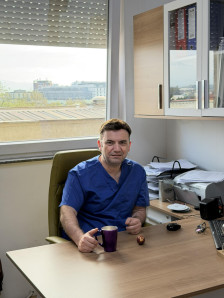 Бујар Османи солидарно на дежурство: За колегите да ги поминат Велигденските празници со семејствата - Либертас