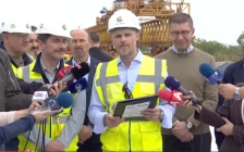 Џош Бејкер од „Бехтел и Енка“: Активен напредок на над 50 километри од трасата на автопатите на коридорите 8 и 10 д - Либертас