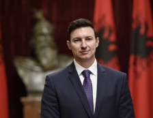 ТВ А2: Албанскиот амбасадор предвреме си оди од Скопје по поплаките од власта - Либертас