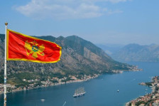 Косовски државјанин ја уби својата невенчана сопруга во Улцињ, па подметна пожар - Либертас