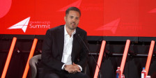 Призма- Поништен тендерот што требаше да го добие компанијата на Крис Павловски - Либертас