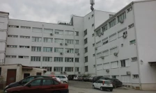 Телефонски измамена жена, со 240 илјади денари кои ги дала за лажна операција во дворот на велешката болница - Либертас