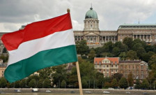 Унгарија ги затвора вратите за работници од земји што не се во ЕУ - Либертас