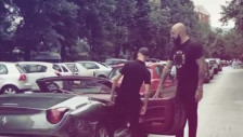 (ВИДЕО) Перо Антиќ го испрати синот на Панчо на полуматура: „Среќна матура, лепотану“ - Либертас