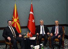 Директна авиолинија Анкара-Скопје и карго железничко поврзување се договорени меѓу Македонија и Турција - Либертас