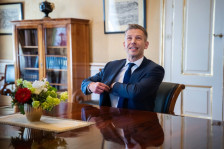 Новата унгарска влада ја прекина блокадата: ЕУ ослободува 6,6 милијарди евра за воена помош за Украина - Либертас