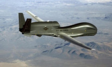 Трамп не одобри укинување визи за бугарите и си ги повлече воените авиони од Софија - Либертас