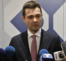 Муцунски: Во овој момент нема услови за уставни измени - Либертас