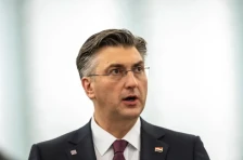 Пленковиќ: Бројот на Хрватите во Хрватска се намалува секоја година - Либертас