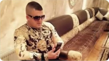 Шенки Версаче излегува од притвор по година и пол: обвинетиот во случајот „Беланоца-Барон“ останува само без пасош - Либертас