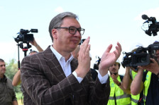 Вучиќ за најавеното заминување: Чувствувам и страв и надеж за иднината на Србија - Либертас
