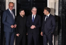 „Европската тројка“ ја поддржа идејата за преговори меѓу Киев и Москва - Либертас