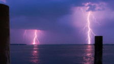 Гром удри во луѓе за време на невреме во Германија: Десет лица повредени - Либертас