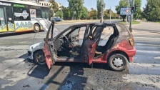 ГАЛЕРИЈА: Се запали автомобил на крстосницата кај „Мавровка“ - Либертас