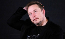 Зошто Маск претпочита да трпи штрајк во Шведска две години наместо колективен договор?