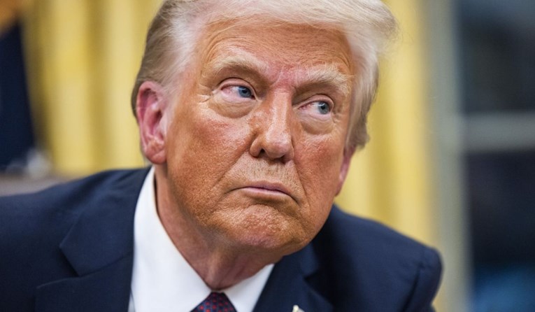 (Видео) Дали Трамп e повторно цел? Зголемени безбедносните мерки