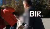 (Видео) Инцидент во Приштина: Пратеник нападна минувач кој му дофрли „Сите лажете“ додека даваше интервју