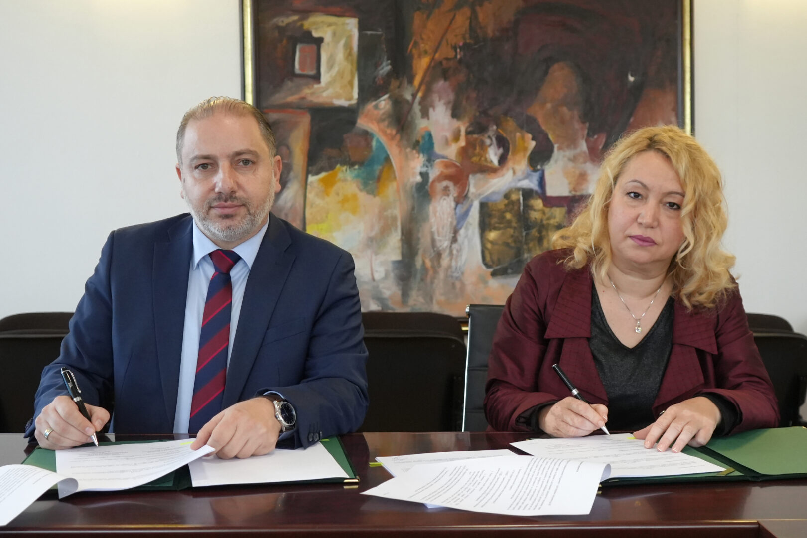 Царина и Централен регистар договорија е-размена на податоци за царински долг - хартиените потврди наскоро заминуваат во историјата