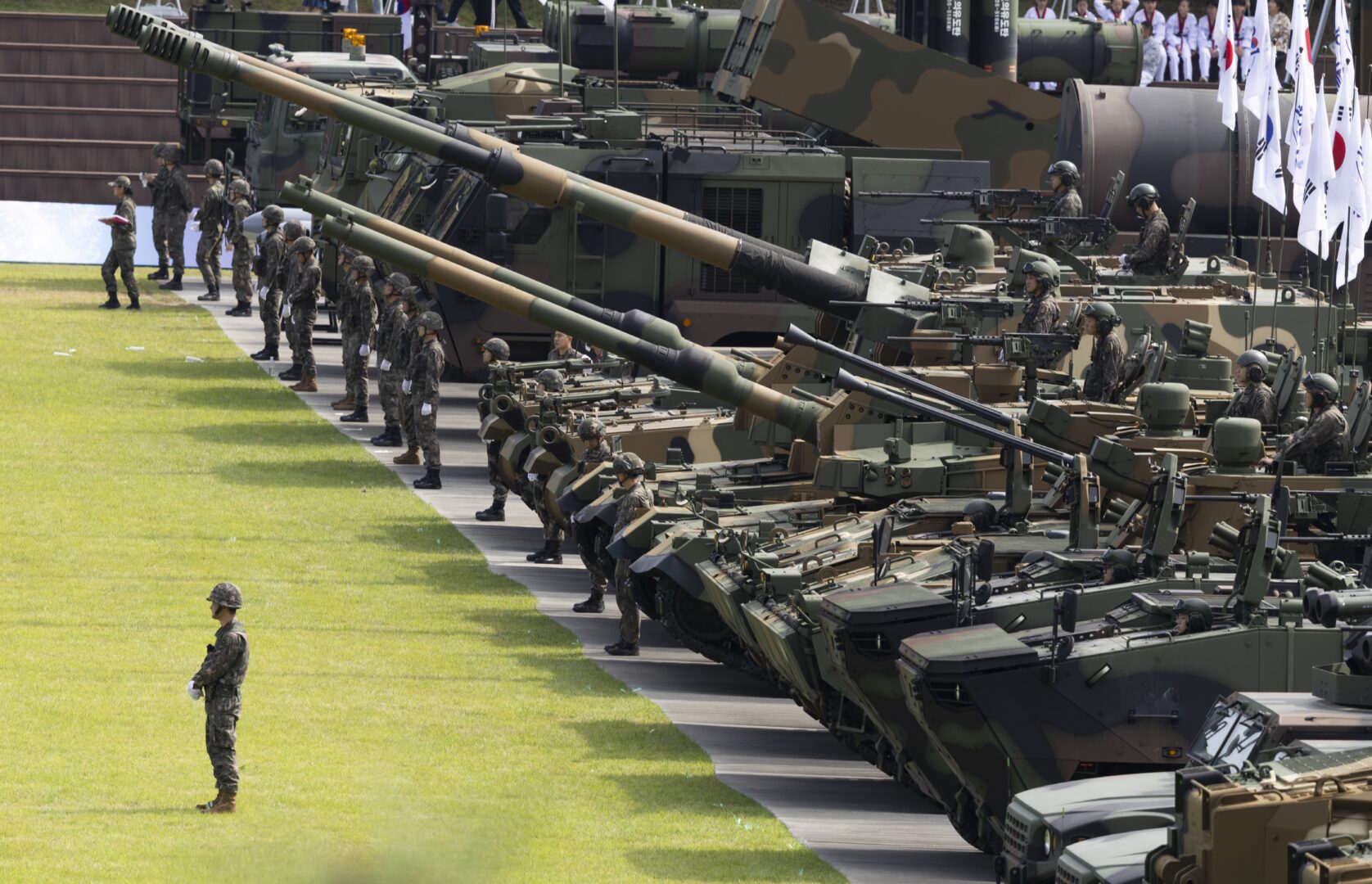 ужна Кореја сака да стане четврта сила во светот по одбранбена индустрија до 2030 година