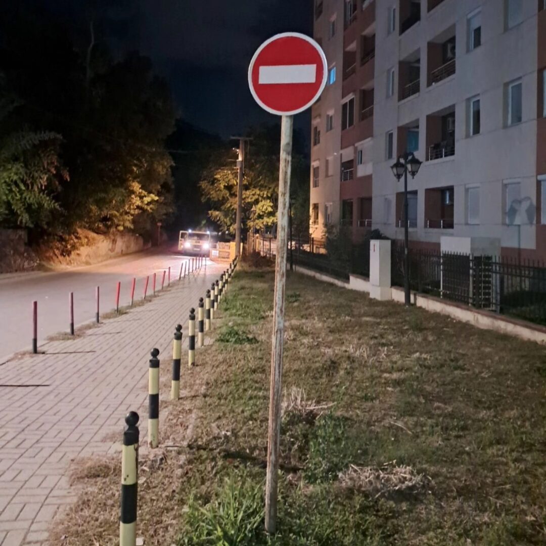 Нов сообраќаен режим за еднонасочен сообраќај на улицата Белградска