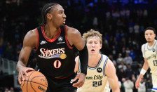 (Видео) Личен рекорд на Мекси и победа на Филаделфија во Милвоки