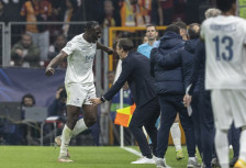 (Видео) Унион го шокира Галатасарај, Бенфика победи во Амстердам