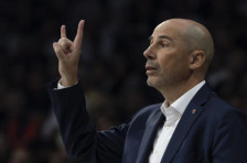 Барселона го отпушти Пењароа