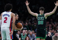 Бостон го запре Детроит, Оклахома гази се пред себе, Торонто ја запиша деветтата победа по ред