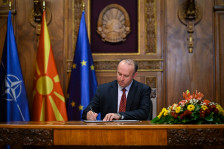 Ќе се гласа на 11 јануари: Гаши го потпиша актот за одржување на повторените избори за градоначалници во четирите општини