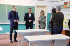 Општина Чаир: Започнува опремувањето на општинските училишта со нов инвентар