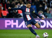 Мбапе бара од ПСЖ 240, ПСЖ од него 180 милиони евра