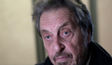 Таткото на Маск: Советскиот Сојуз се извлече од „канџите на ѓаволот“