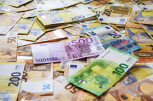 Грабеж на блиндирано возило кај Нови Пазар: 2 милиони евра исчезнаа за неколку минути