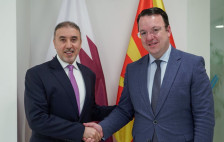 Николоски со катарскиот амбасадор: Можно воспоставување авиолинија Скопје–Доха и продлабочување на економската соработка