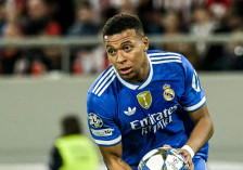 Мбапе го постигна вториот најбрз хет-трик во ЛШ