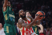 Црвена звезда ја продолжи победничката низа, го декласира Панатинаикос во Белград