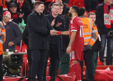 (Видео) Легендите на Ливерпул му честитаа на Салах за новиот рекорд