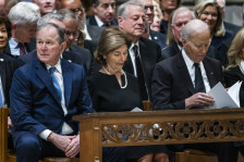 Трамп не беше поканет на погребот на Дик Чејни