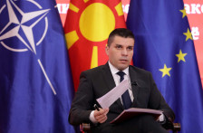 Каде завршила пченицата од стоковите резерви во вредност од 800 илјади евра во време на власт на СДС и дали, покрај Димковски, профитирал и Љупчо Николоски, прашуваат од ВМРО-ДПМНЕ