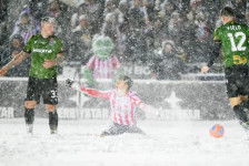(Видео) Нестварни сцени во Канада - снег до колена, натпревар на векот и ножичките на Родригез