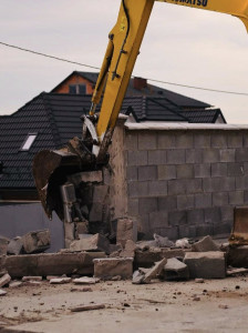 Кривична за кичевец: градел објект за малостопанство, без одобрение за градба, употребил и лажен елаборат