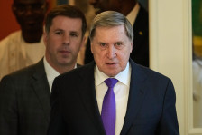 Ушаков: Телефонски разговор меѓу Путин и Трамп сè уште не е планиран