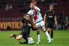 29 фудбалери приведени во Турција за местење натпревари