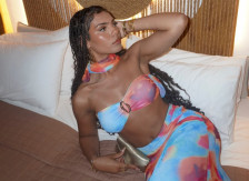 (Фото) Има 16 години и ја споредуваат со Шакира: Таа е новото чудо од скијачка